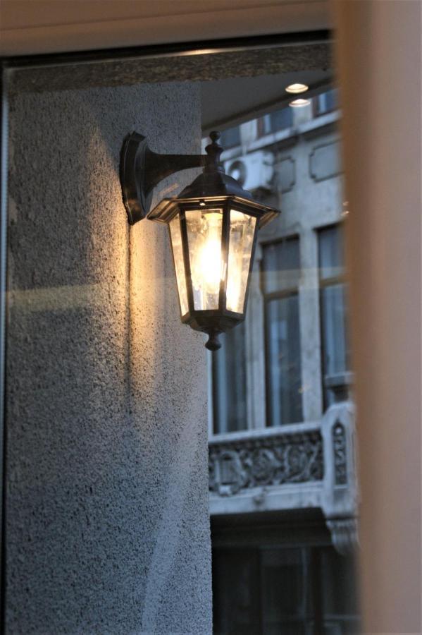 On The River Ultra Central Suites Bucarest Exterior foto