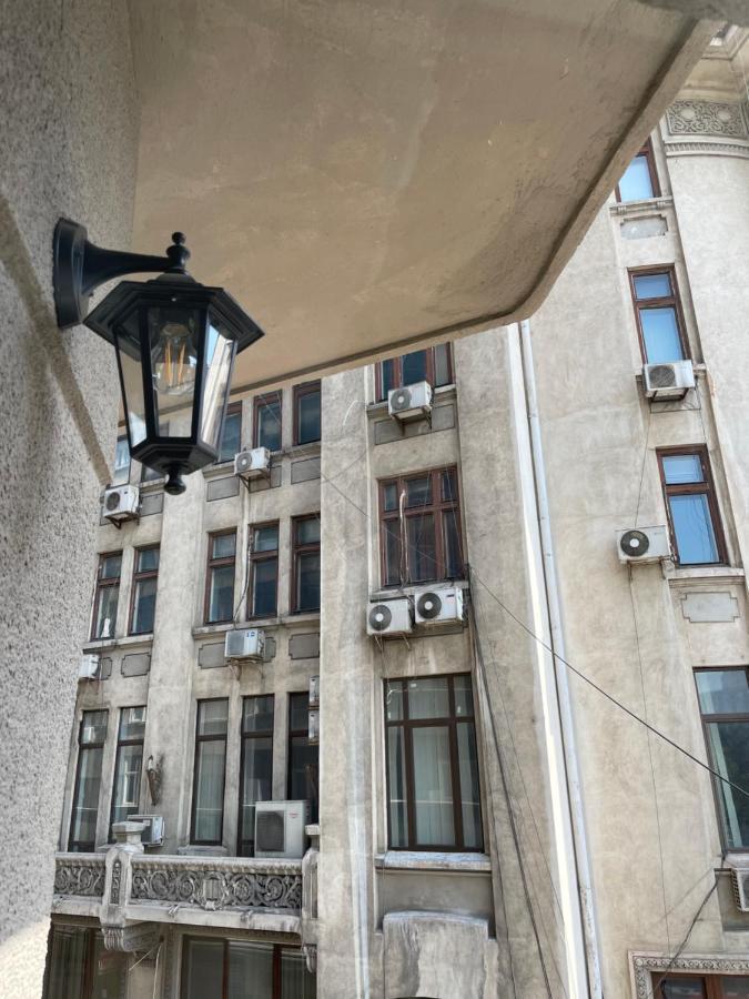 On The River Ultra Central Suites Bucarest Exterior foto
